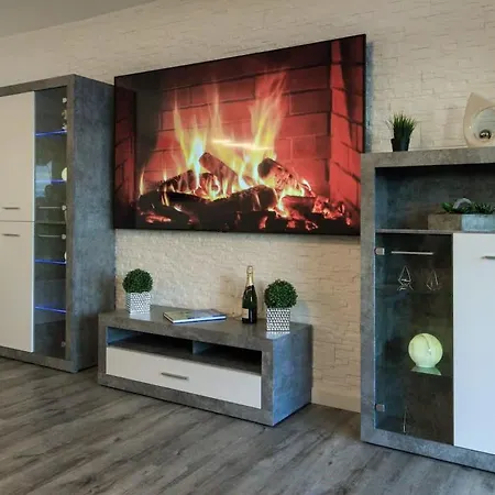 Relax-Apartment mit Indoor-Pool, Sauna, Massagesessel und Netflix Schonach im Schwarzwald Exterior foto