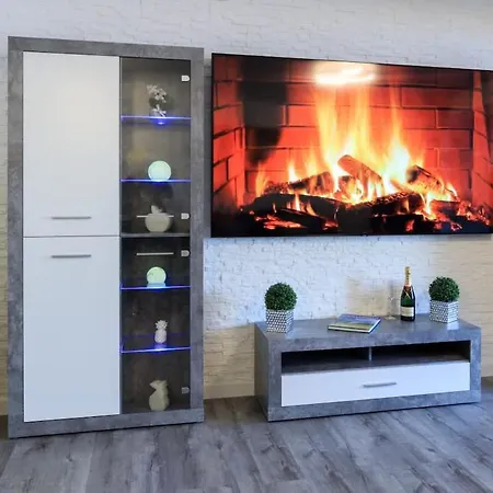 Relax-Apartment mit Indoor-Pool, Sauna, Massagesessel und Netflix Schonach im Schwarzwald Exterior foto