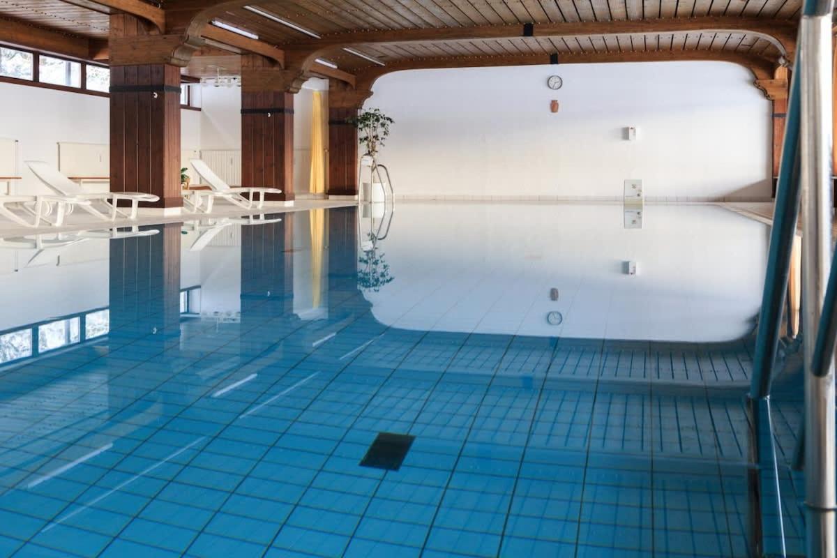 Relax-apartment Mit Indoor-pool, Sauna, Massagesessel Und Netflix *