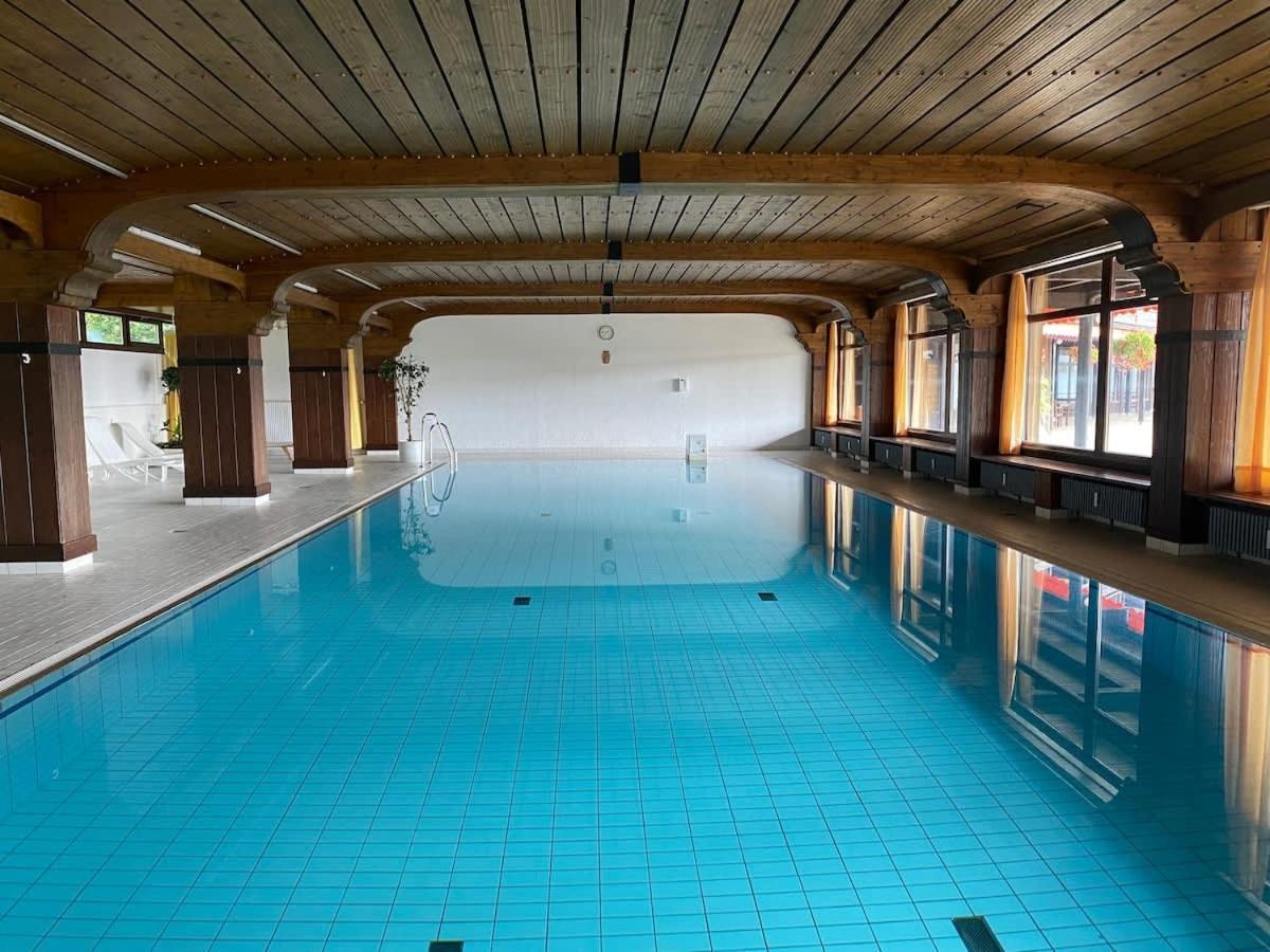 Relax-apartment Mit Indoor-pool, Sauna, Massagesessel Und Netflix Apartment *